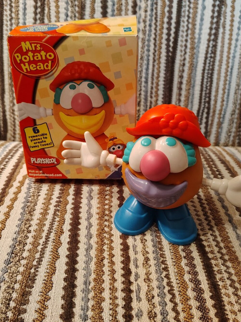 Mrs Potato Head Mini Funny Faces 6 Removable Pieces Playskool 2005